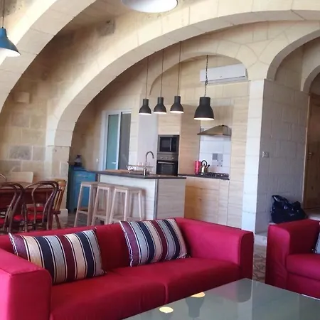 Il-hawha Traditional Zebbug (Gozo)
